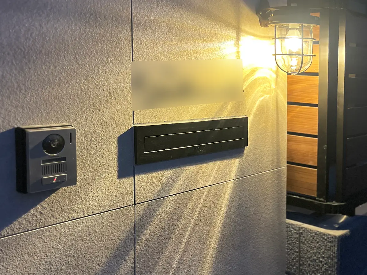 インターフォン